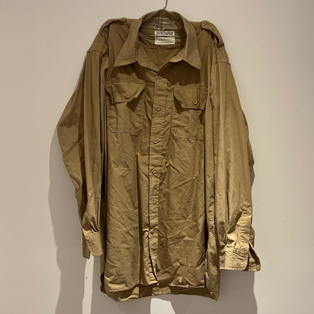 Military khaki Button-Up shirt
